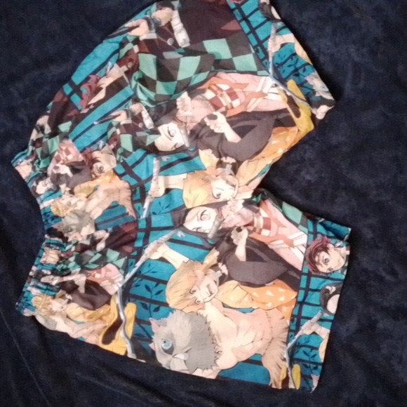 Shorts - Picture 2 of 2